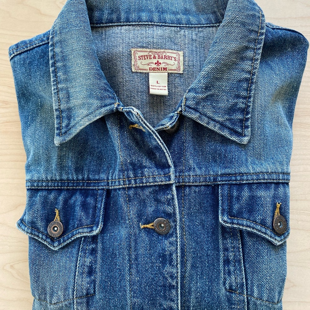 Steve & Barry’s denim jacket ladies Large
